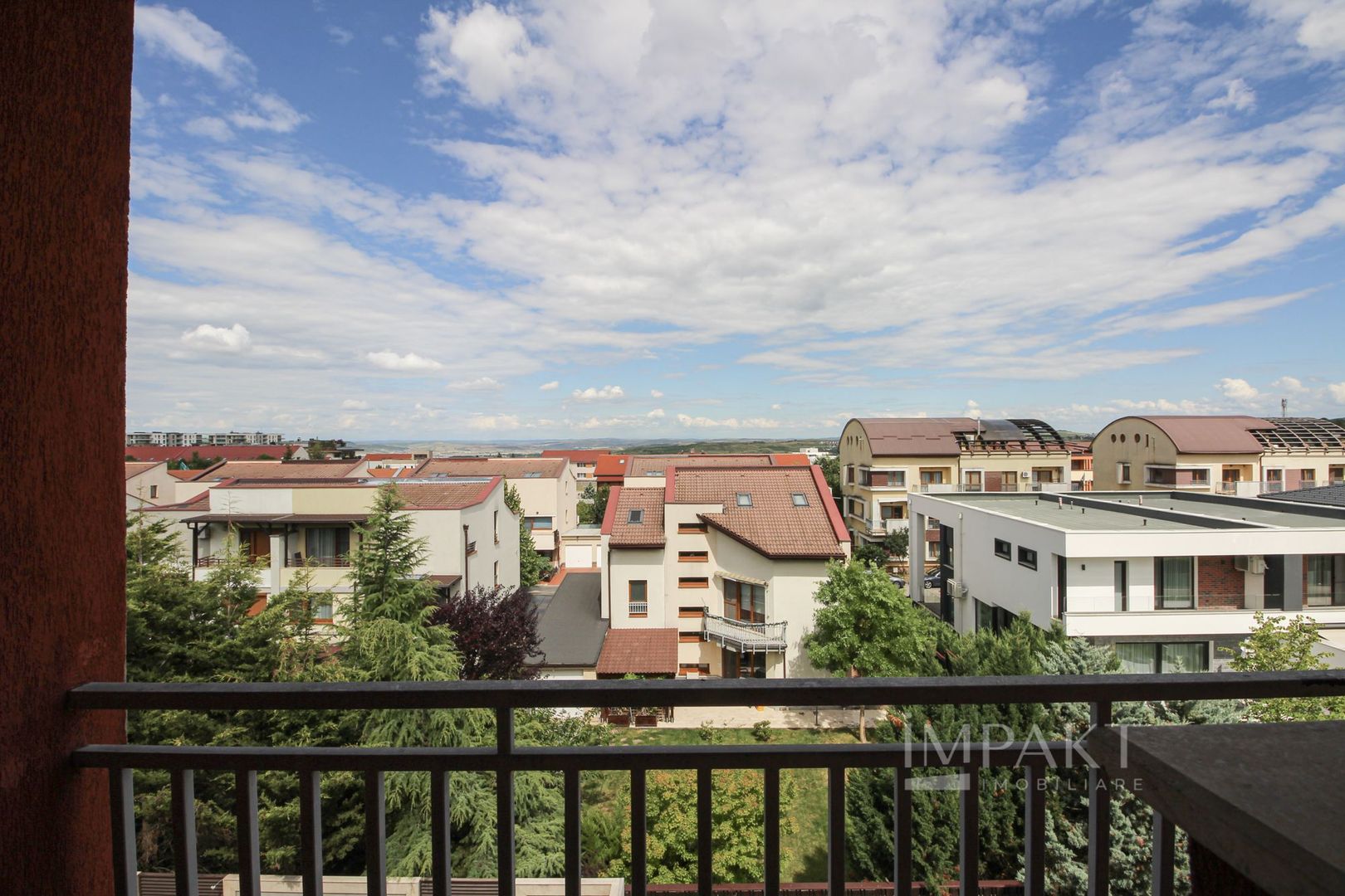 Duplex cu 8 camere in cartierul Buna-Ziua, teren 500 m2 ! - Poză 2