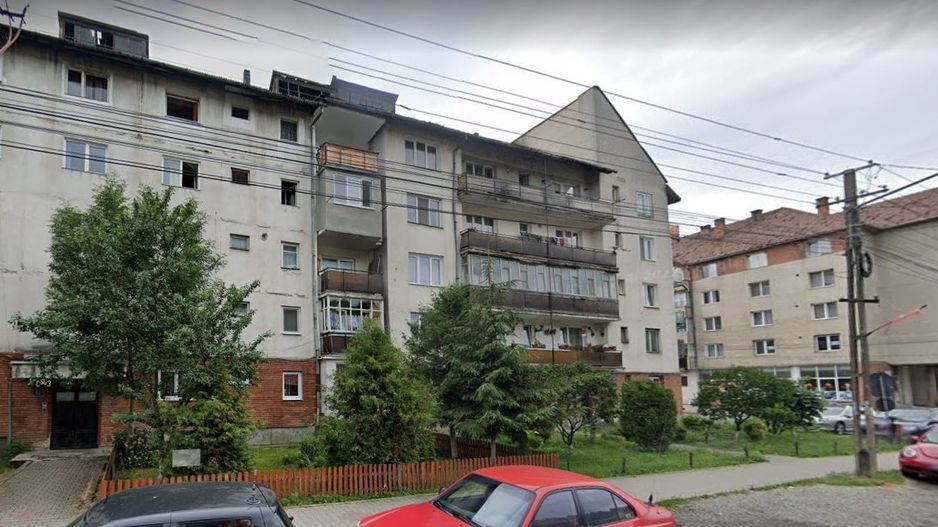 Apartament 4 camere Toplita - Poză 1
