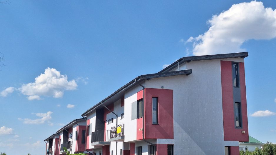 Casa cu gradina proprie - Strada Smaraldului Domnesti - Poză 1