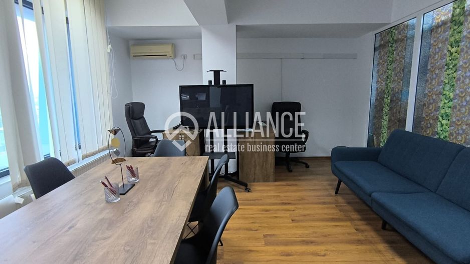 CENTRU - Spatiu birouri ! - Poză 1