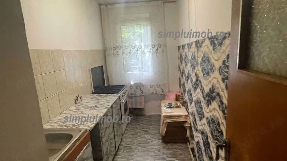 Garsoniera Decomandata Spatioasa Brancoveanu - Poză 3