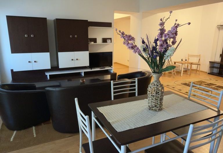 Vanzare apartament spatios de 2 camere, 67mp, bloc 2008, in Titan - Poză 1