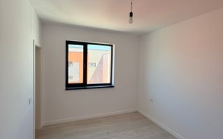 3 CAMERE, ZONA EXCELENTĂ, 2 MINUTE PÂNĂ LA PRINCIPALA - Poză 3