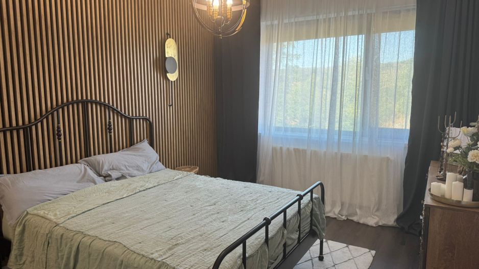 CASA INDIVIDUALA LANGA PADURE | MOBILATA SI UTILATA - Poză 16