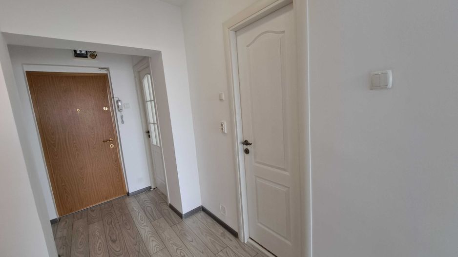 Proprietar inchiriez Garsoniera mare metrou Lujerului Militari renovat - Poză 5