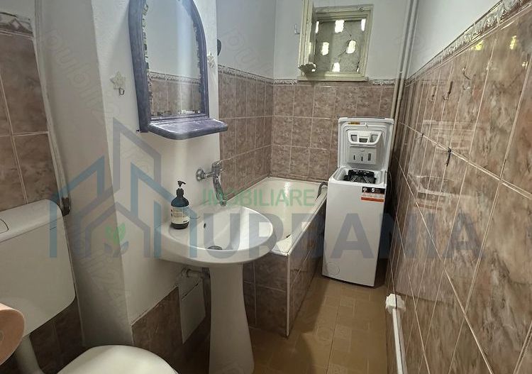 Apartament cu două camere de închiriat în Alexandru, zona Piața Voievozilor, Iași - Poză 4