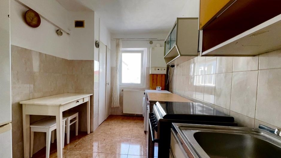 Apartament cu 3 camere de vânzare în zona Aradului - Poză 3
