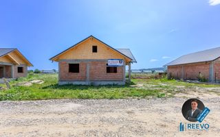 Casă la roșu, Hemeiuș ! - Poză 2