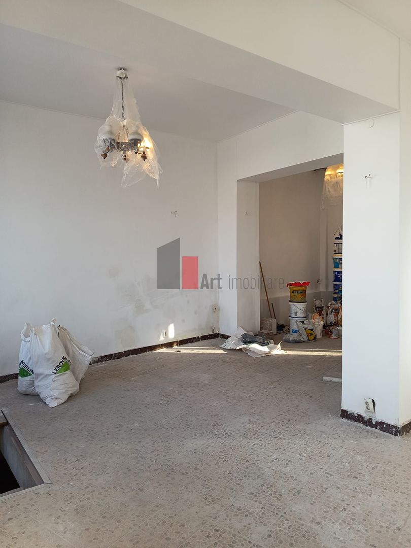 Vila  de inchiriat recent renovata - Poză 37