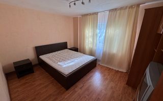 Disponibil imediat. Etaj 1. Centrala proprie. Vedere pe 2 parti. - Poză 12