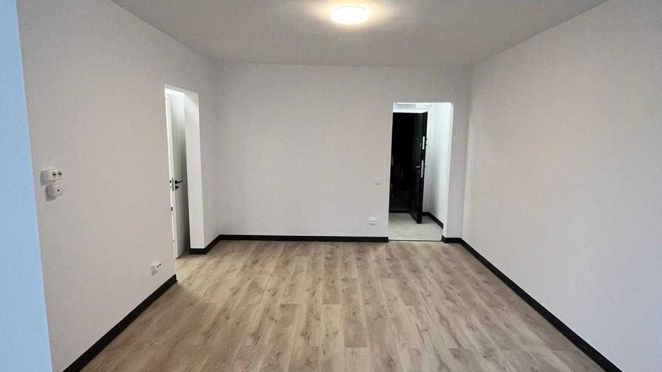De Vanzare apartament 2 camere,  Drumul Taberei - Poză 2