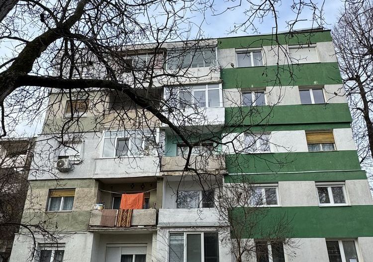 Apartament de vânzare în Micro 15 - Poză 3