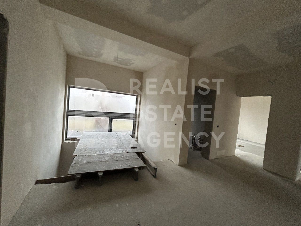 Casă P+1, 315 m² utili | Teren 1.300 m² | Pe malul lacului Ostratu - Poză 10