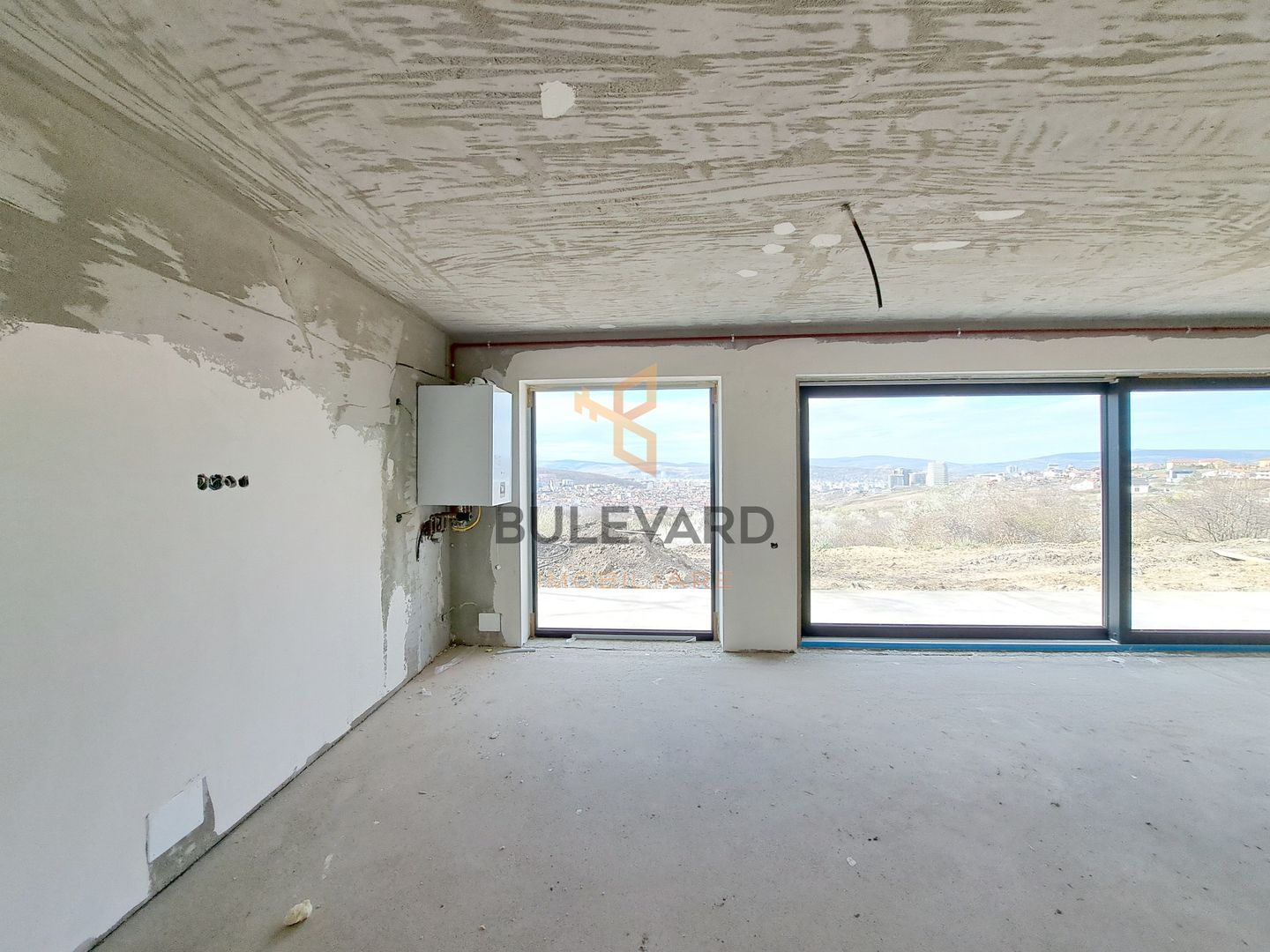 Penthouse in zona exclusivista 140 mp utili + terasa + gradina 270mp - Poză 2