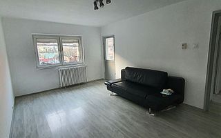 Apartament 2 camere etaj 1 balcon inchis pe Semaforului - Poză 1