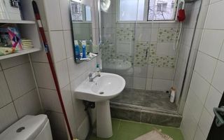 Apartament cu 2 camere/ 53mp/ zona Podu Ros - Poză 11
