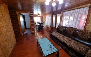 De vanzare casa P+M in stil rustic, 312 mp teren, Barabant - Poză 4