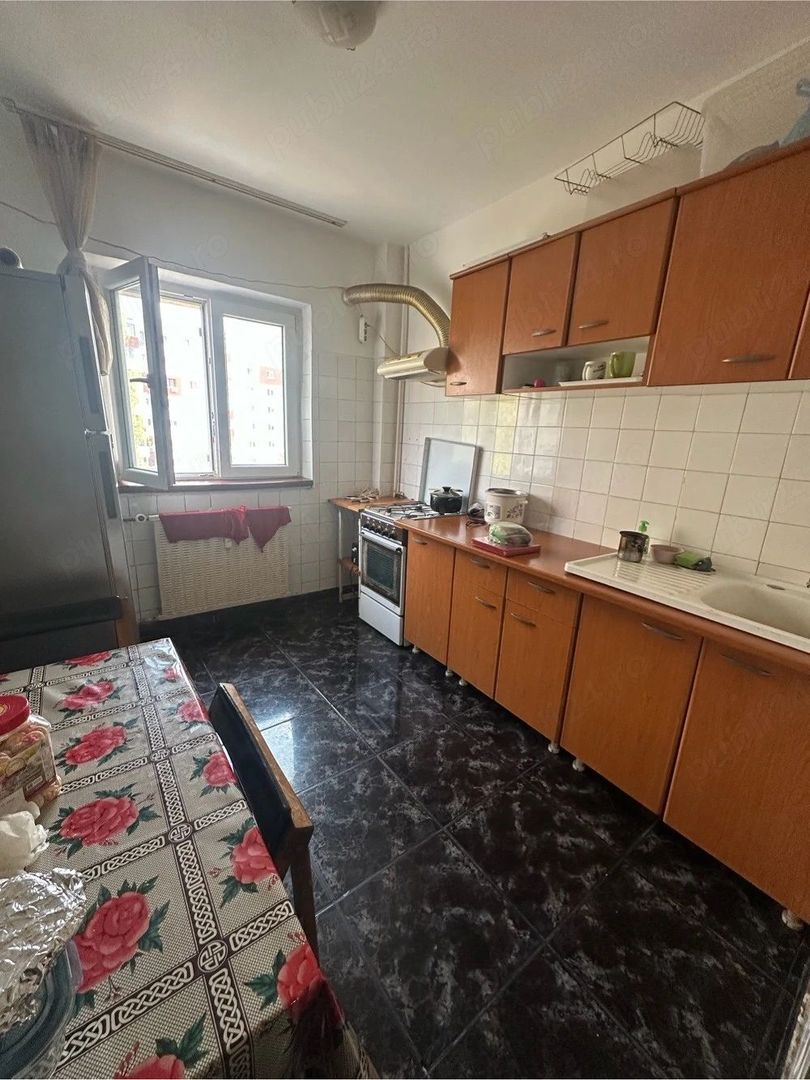 apartament 3 camere Gh Șincai - Poză 5