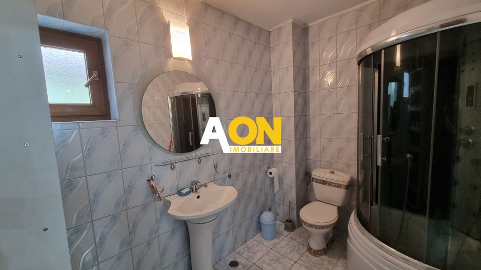 De vanzare casa 6 camere, S+P+M, 900mp teren, Cetate - Poză 8