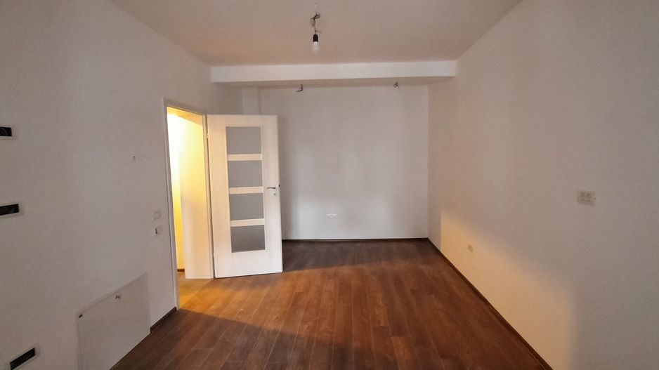 Apartament cu 6 camere si 4 locuri de parcare - Kaufland - Poză 14