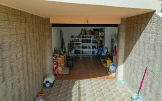 Somptuozitate in stil modern, 2 garaje, 3 terase, totul pe 1.000 mp teren - Poză 60
