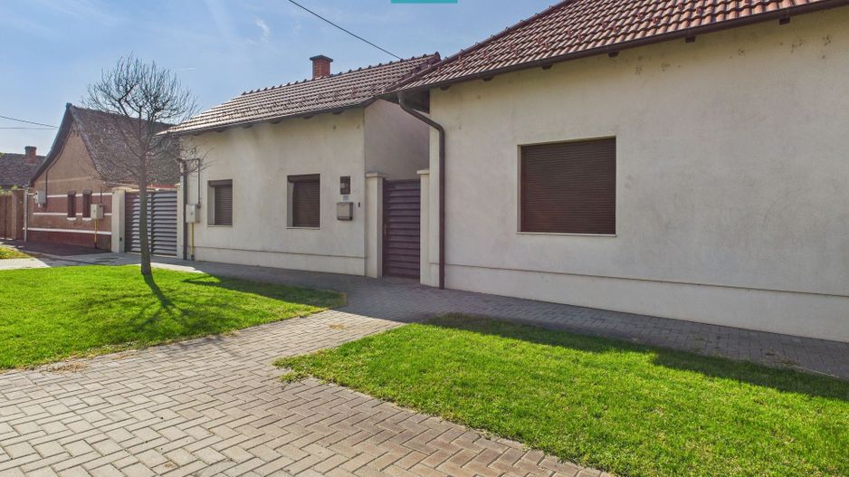 Casă modernă cu 2 corpuri, 5 camere în Pecica - Poză 22