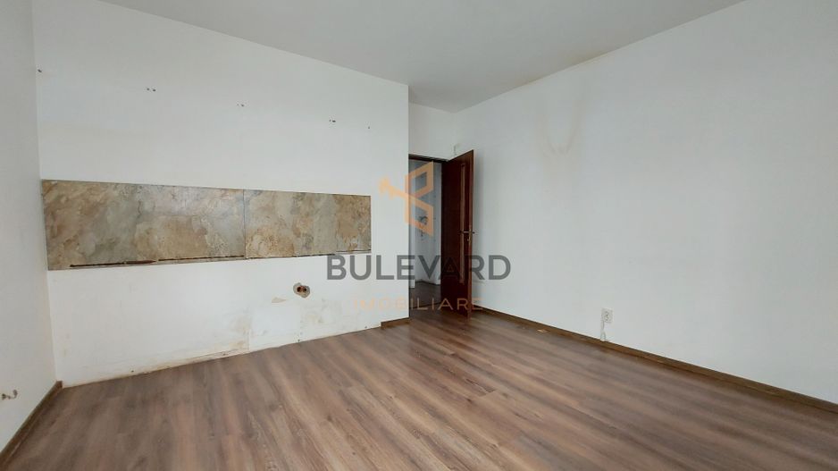 Apartament cu 3 camere+gradina de 58 mp, Sub-Cetate! - Poză 7
