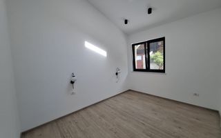 Apartament 2 camere in Vila , Centrala Proprie , Totul Nou L354 - Poză 4