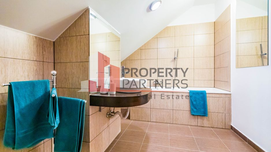 Vilă in Bran cu teren de 28.000 mp și priveliște spectaculoasa - Poză 19