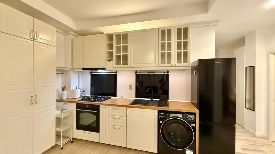 COSMOPOLIS - Apartament cu 2 camere, mobilat si utilat. - Poză 6