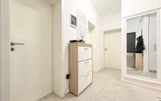 Apartament cu 3 camere mobilat si utlat, 70 mp utili, in Giroc la etajul 2. - Poză 14