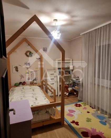 Apartament 3 camere de vânzare - Poză 9
