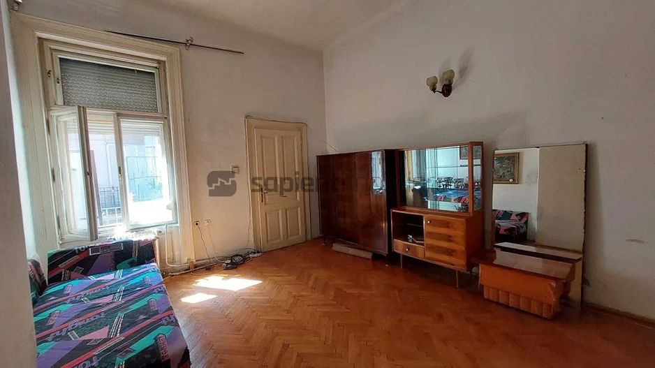 Apartament ultracentral, Palatul Füchsl, str. Independentei - Poză 4