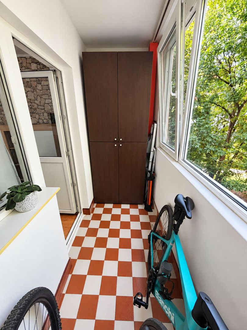 Dambovita | 3 camere | Decomandat | Centrala proprie | 2 bai | 2 balcoane - Poză 4