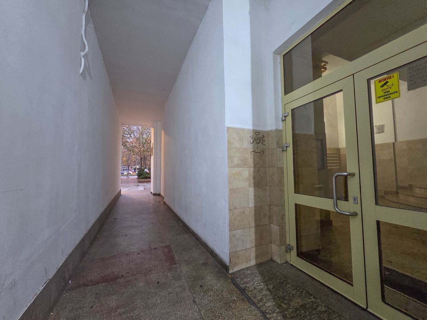Apart 3 camere birouri stradal Bulevardul Unirii colt Nerva Traian - Poză 30