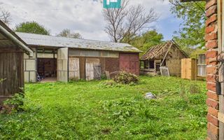 Casă cu teren generos Vărădia de Mureș - Stejar - Poză 28