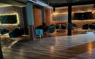 Spațiu comercial ultracentral de închiriat, 371 mp, Liteni - Poză 1
