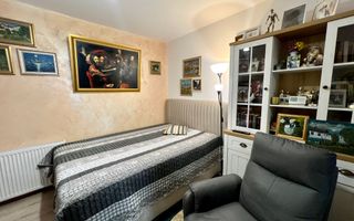 Apartament trei camere / Parcare / Zona Florilor - Poză 1