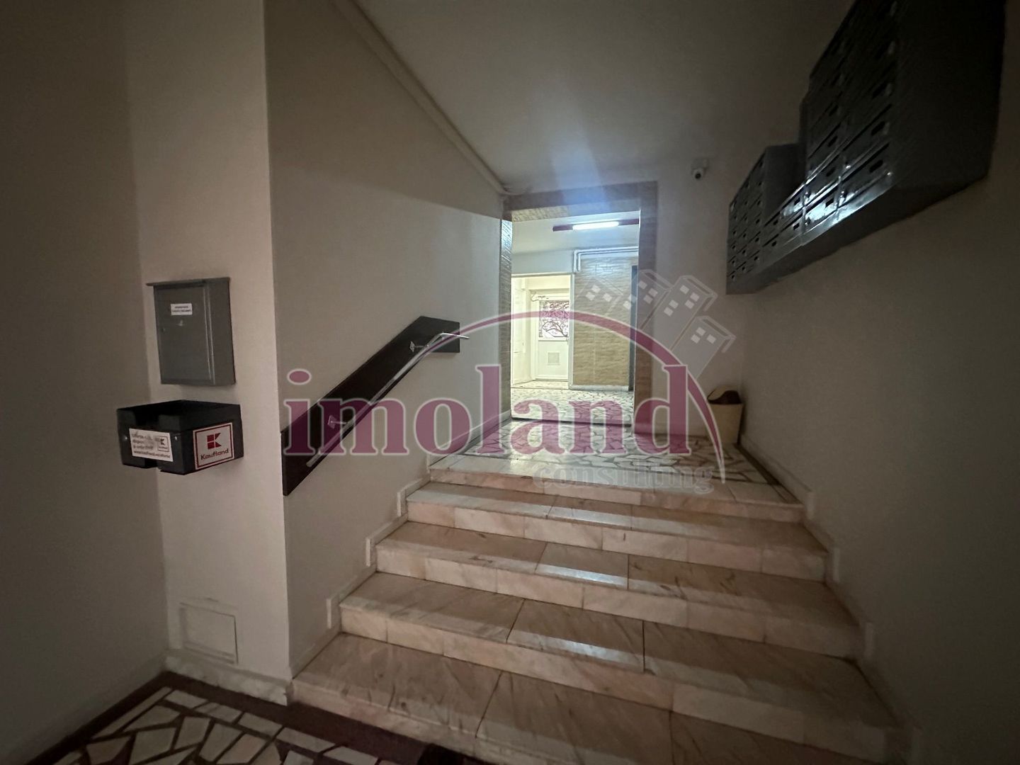 Vanzare 4 camere la gri - parter inalt - Calea Calarasilor - Ultracentral - Poză 10