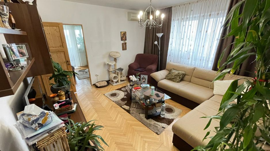 APARTAMENT 3 CAMERE 1 MAI | CHBRIT - Poză 1