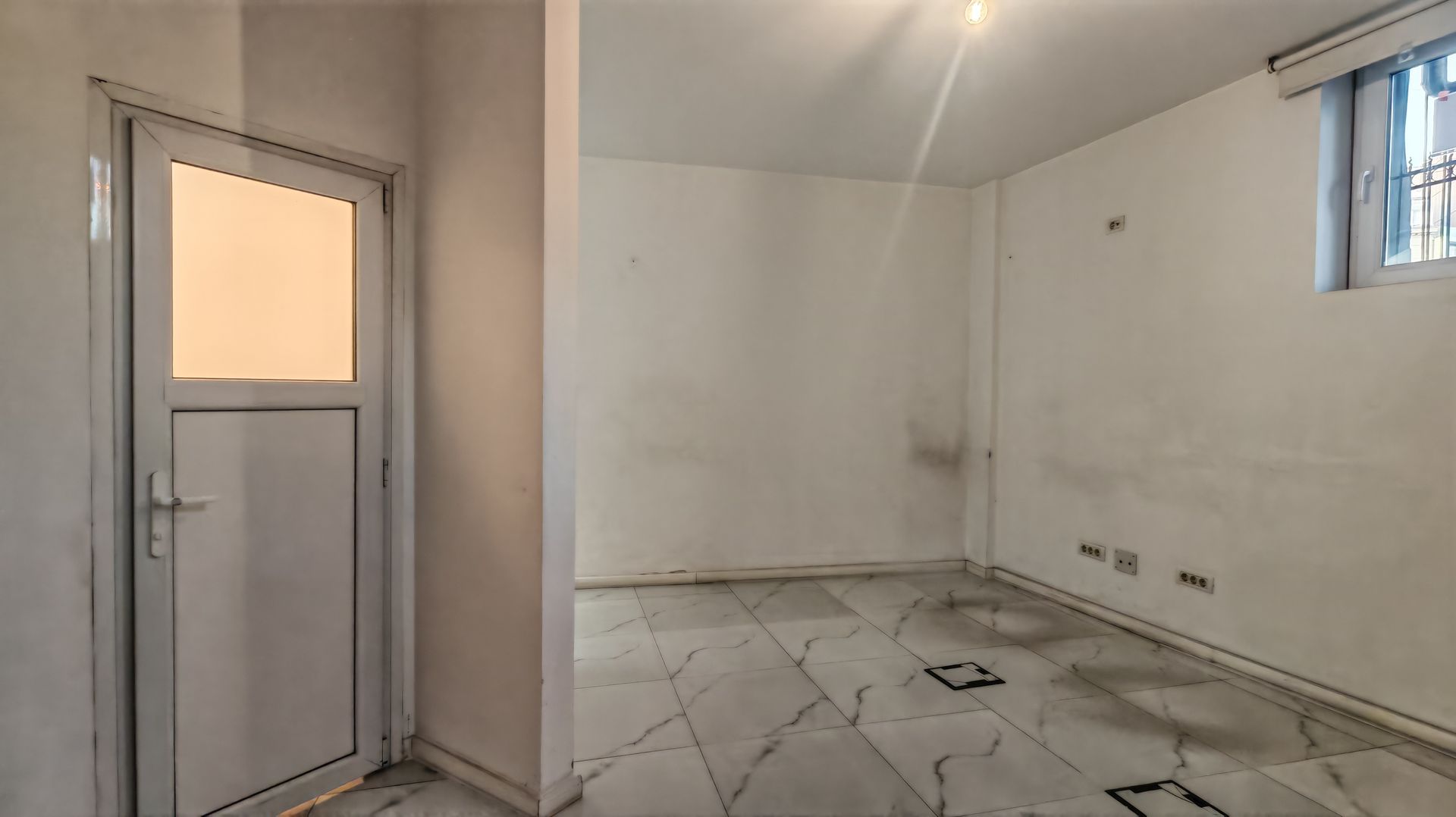 Spațiu comercial de inchiriat I Piata Romana I Vad pietonal intens - Poză 6