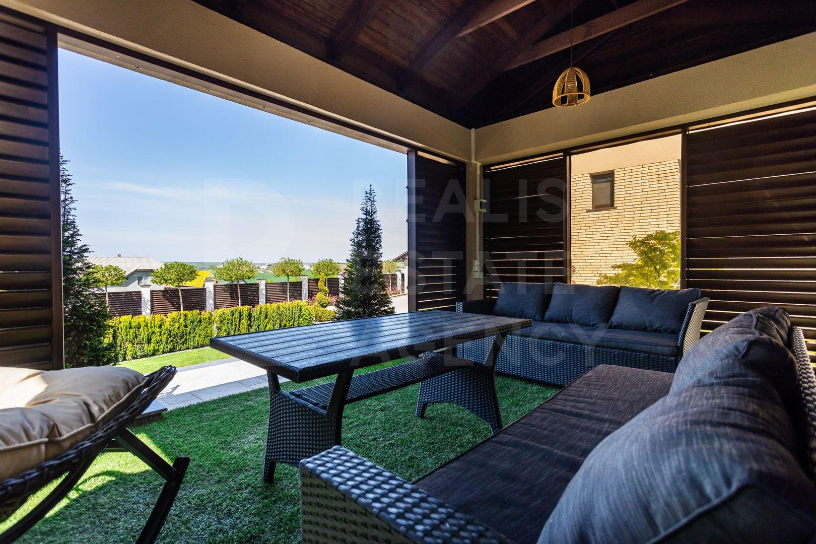 Vânzare, casă, 3 nivele, 4 camere, strada Schinoasa, com. Bacioi - Poză 26