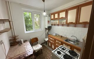 Apartament 2 camere etaj 2  decomandat - Poză 14