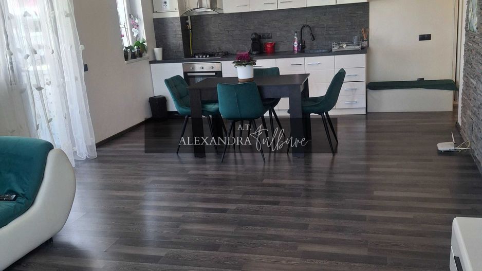 Apartament 2 camere, balcon, etaj intermediar, BMW - Poză 4
