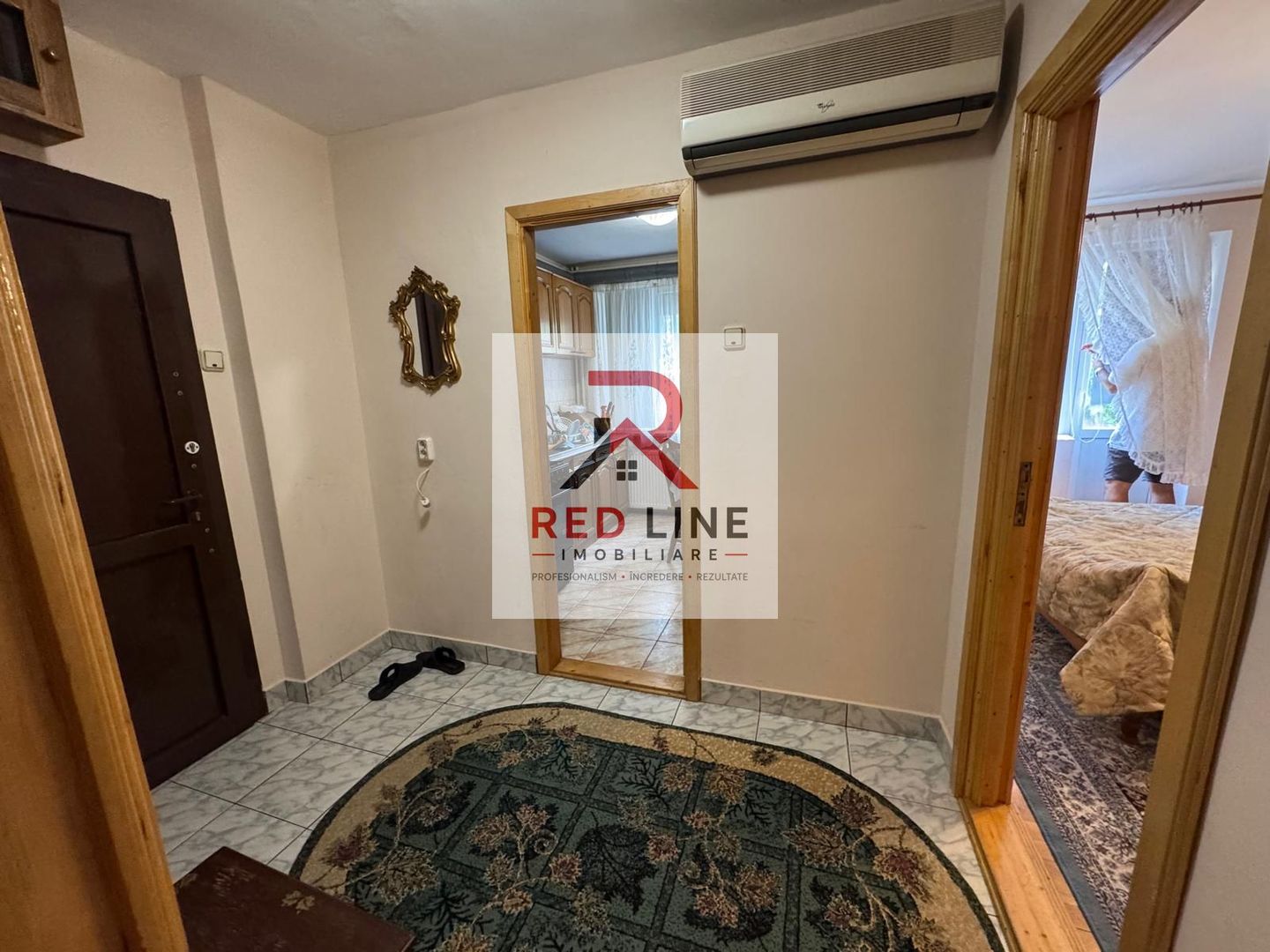 Închiriere Apartament 3 Camere Decomandat – Zonă Ultracentrală - Poză 2