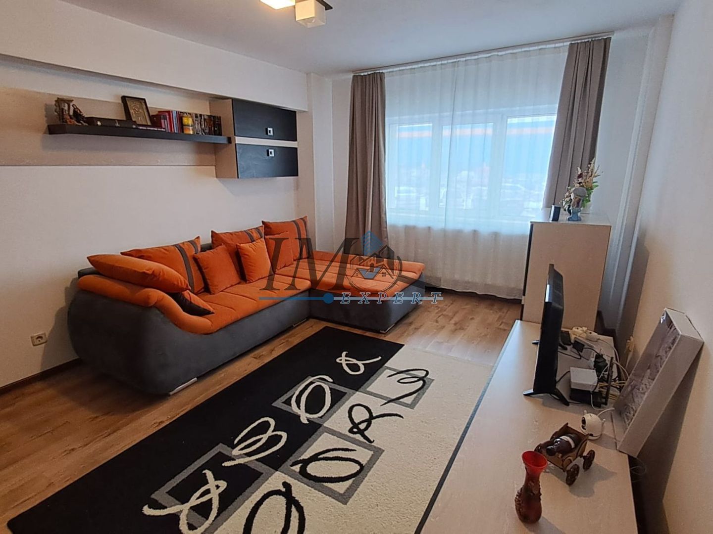 Apartament 2 camere de vânzare Alba Iulia - Poză 1