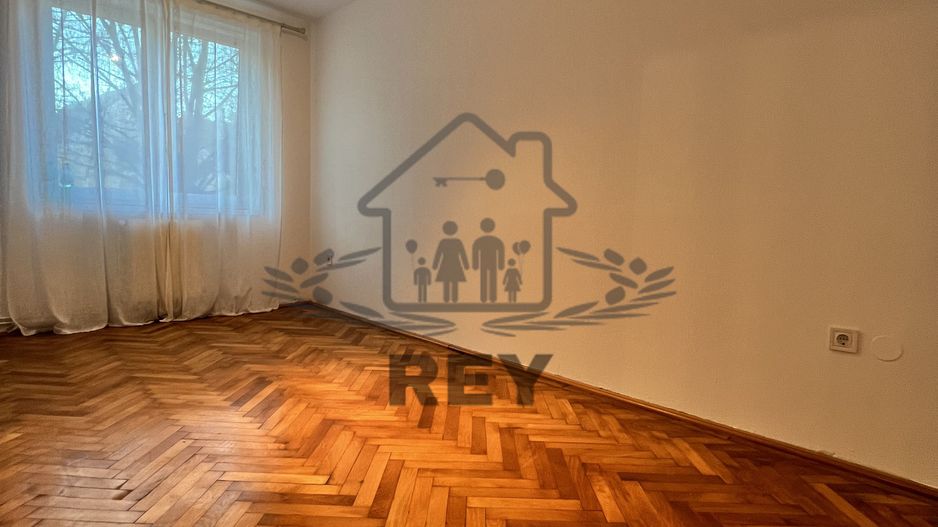 Apartament 3 camere – Etaj 1 | Zona CEC - Poză 12