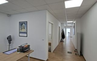 Spațiu pretabil birouri/cabinete medicale - Poză 14