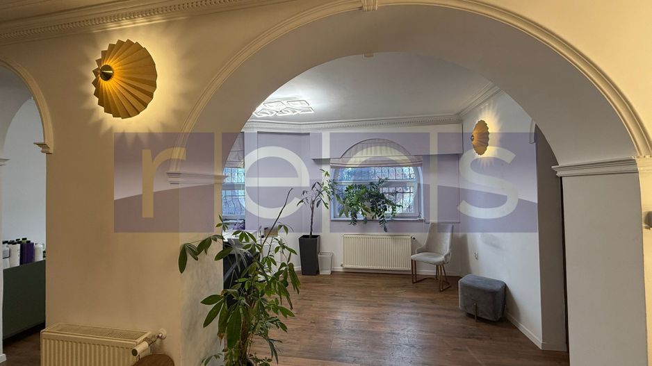 INCHIRIERE SPATIU SALON  DE LUX IN VILA | DOROBANTI | MOBILAT-UTILAT - Poză 9