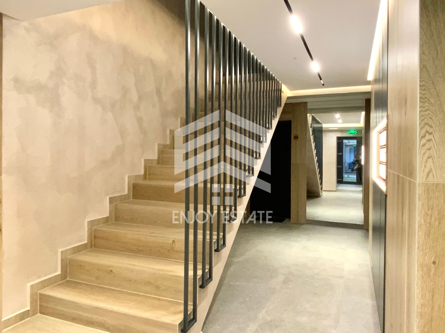 Apartament NOU, mobilat și utilat complet, parcare inclusă - Poză 11